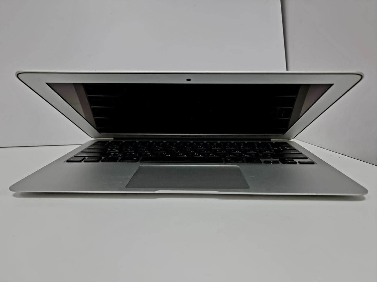 MacBook Air 11,6" 2014, Intel Core i5, 1,4ГГц, 8Гб, 128Гб SSD, Без коробки, Серебристый - Б/У