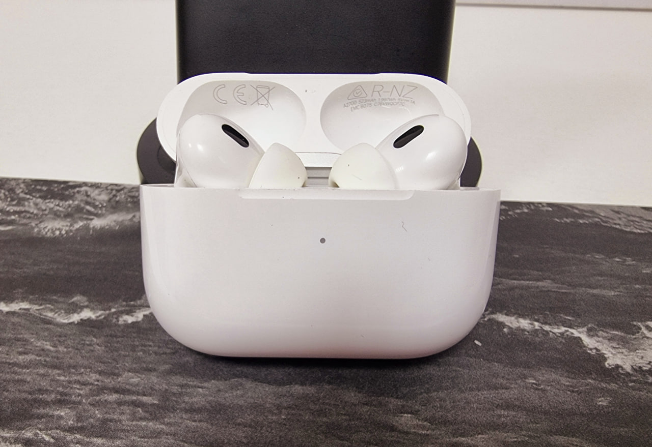 AirPods Pro MWP22, Белый - Б/У